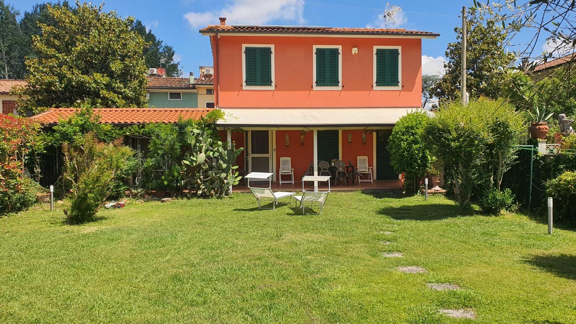 La Casa Delle Buone Letture Lucca